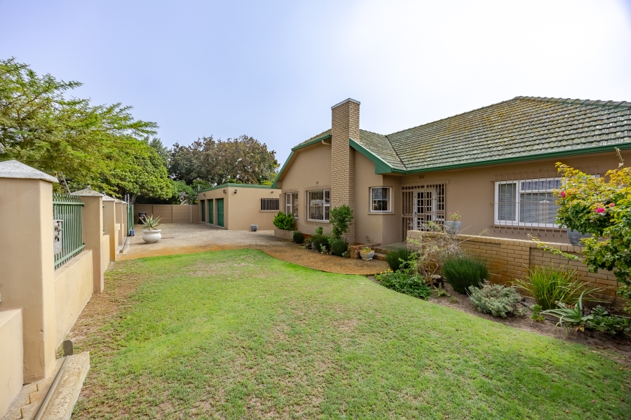 3 Bedroom Property for Sale in Milnerton Central Western Cape